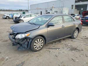Toyota Corolla BASE 1.8L 4 2013