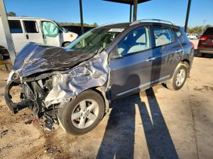 Nissan Rogue S 2.5L 4 2015