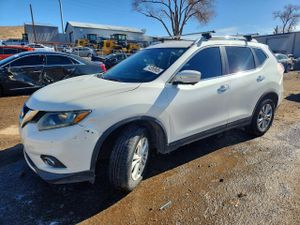 Nissan Rogue S 2.5L 4 2015