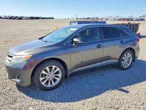 Toyota Venza LE 2.7L 4 2014