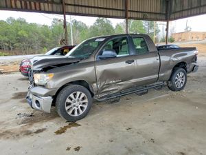 Toyota Tundra DOUBLE CAB SR5 4.6L 8 2013