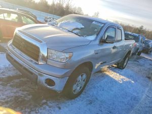 Toyota Tundra DOUBLE CAB 5.7L 8 2008