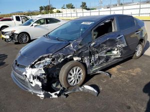 Toyota Prius 1.8L 4 2014