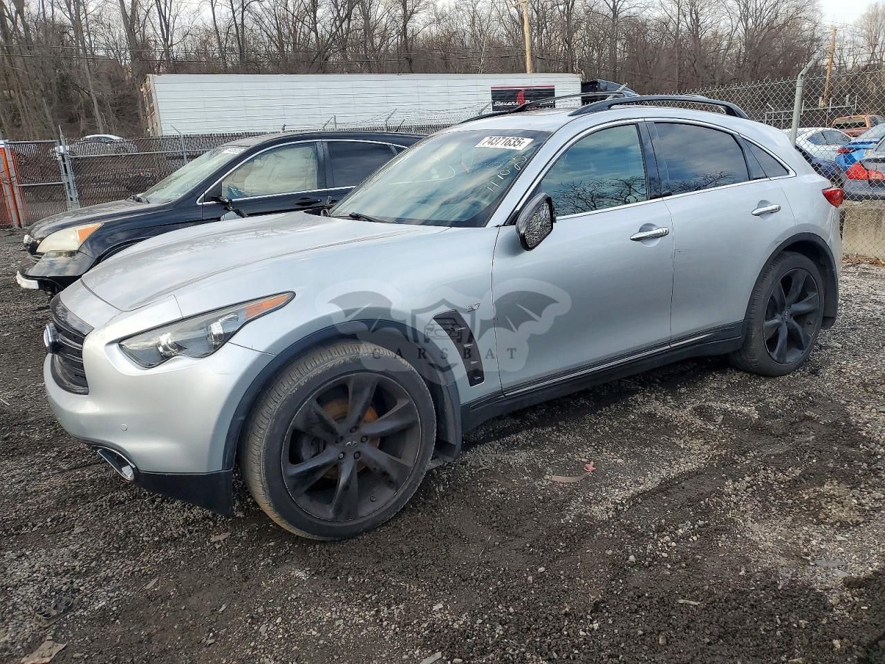 Infiniti QX70 3.7L 6 2015