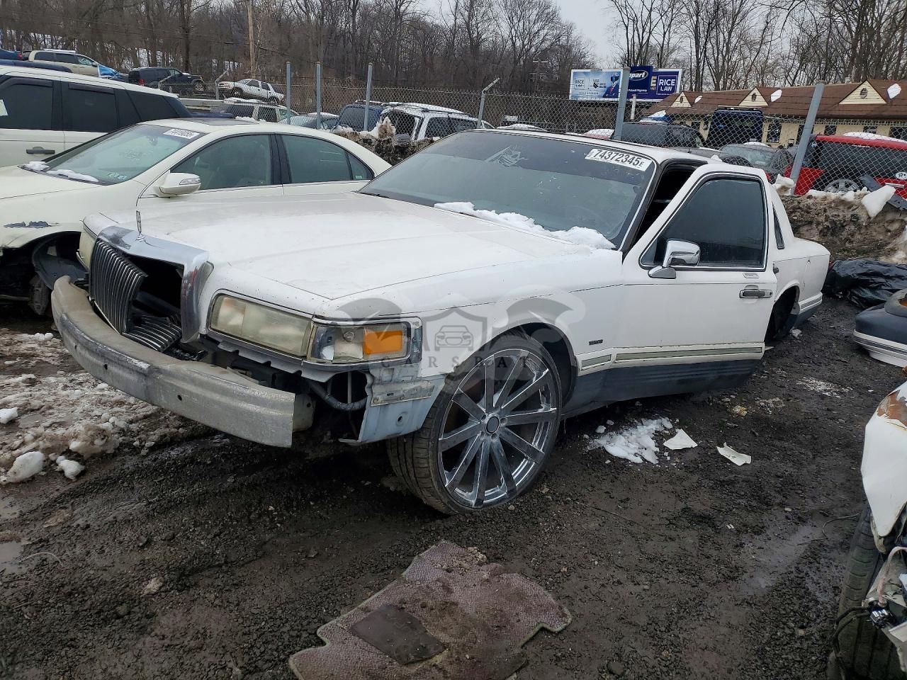 Lincoln Town Car SIGNATURE 4.6L 8 1996