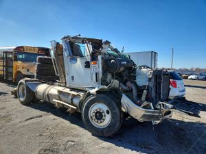 International 9000 Series 9200I 6 2005