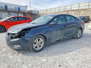 Hyundai Sonata GLS 2.4L 4 2013
