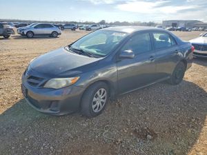 Toyota Corolla BASE 1.8L 4 2011