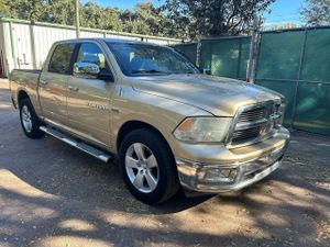 Dodge RAM 5.7L 8 2011