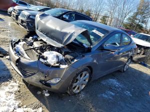 Hyundai Elantra GLS 1.8L 4 2013