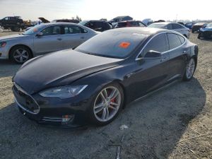Tesla Model S 85D 2015