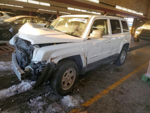 Jeep Patriot SPORT 2.4L 4 2014