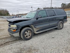 Chevrolet Suburban 5.3L 8 2003