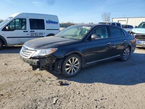 Toyota Avalon BASE 3.5L 6 2011