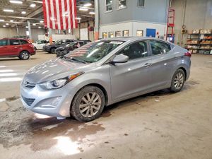 Hyundai Elantra SE 1.8L 4 2015