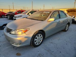 Toyota Camry LE 2.4L 4 2003