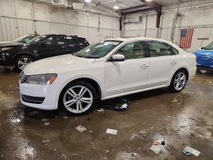 Volkswagen Passat SE 2.0L 4 2014