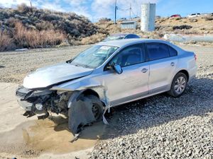 Volkswagen Jetta SE 1.8L 4 2014