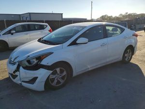 Hyundai Elantra SE 1.8L 4 2014