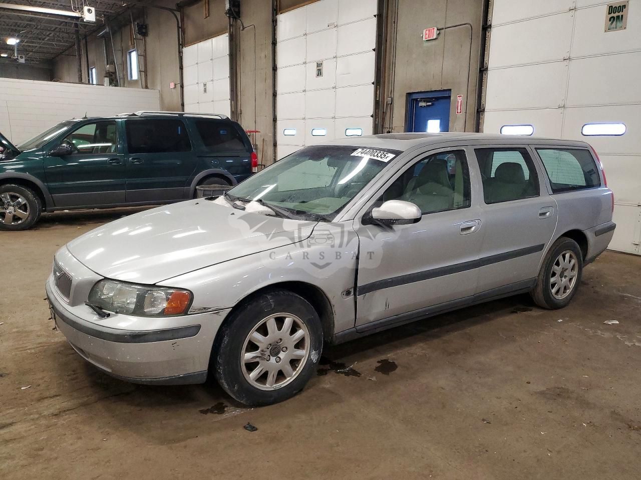 Volvo V70 2.4L 5 2003