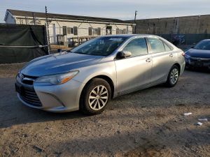 Toyota Camry LE 2.5L 4 2015