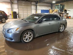 Nissan Maxima S 3.5L 6 2014