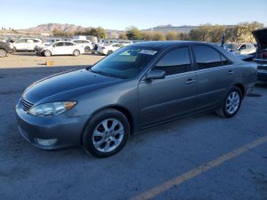 Toyota Camry LE 2.4L 4 2005