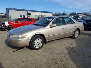Toyota Camry CE 2.2L 4 1998