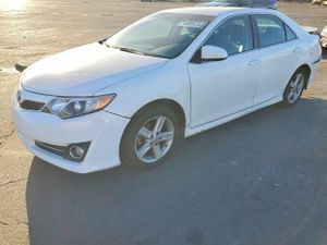 Toyota Camry L 2.5L 4 2013
