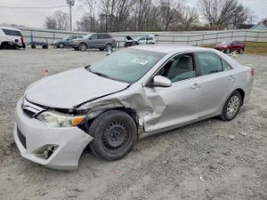 Toyota Camry L 2.5L 4 2013