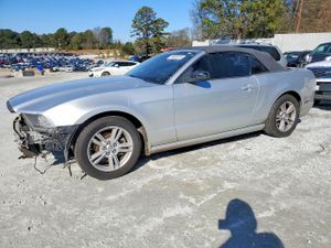 Ford Mustang 3.7L 6 2014