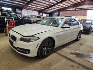 BMW 5 Series XI 2.0L 4 2015