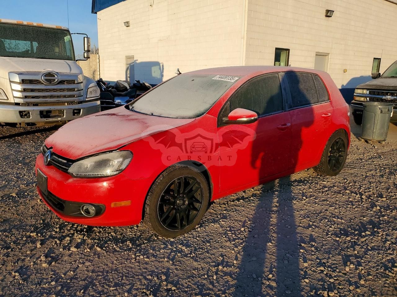 Volkswagen Golf 2.0L 4 2013