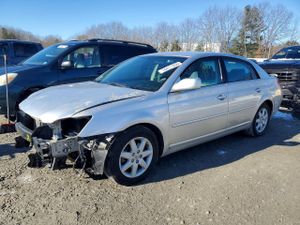 Toyota Avalon XL 3.5L 6 2010