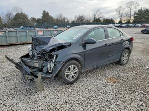 Chevrolet Aveo (Sonic) LT 1.8L 4 2014