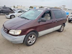 Toyota Sienna LE 3.0L 6 2000