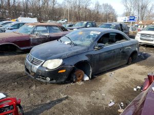 Volkswagen Eos LUX 2.0L 4 2010