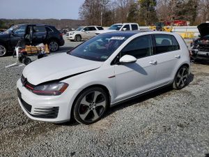 Volkswagen Golf 2 L 4 2015