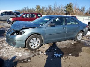 Toyota Camry BASE 2.5L 4 2011