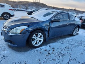 Nissan Altima S 2.5L 4 2012