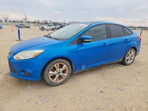Ford Focus SE 2.0L 4 2014