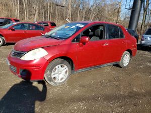 Nissan Versa S 1.8L 4 2011