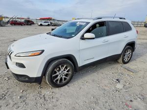 Jeep Cherokee LATITUDE 2.4L 4 2015
