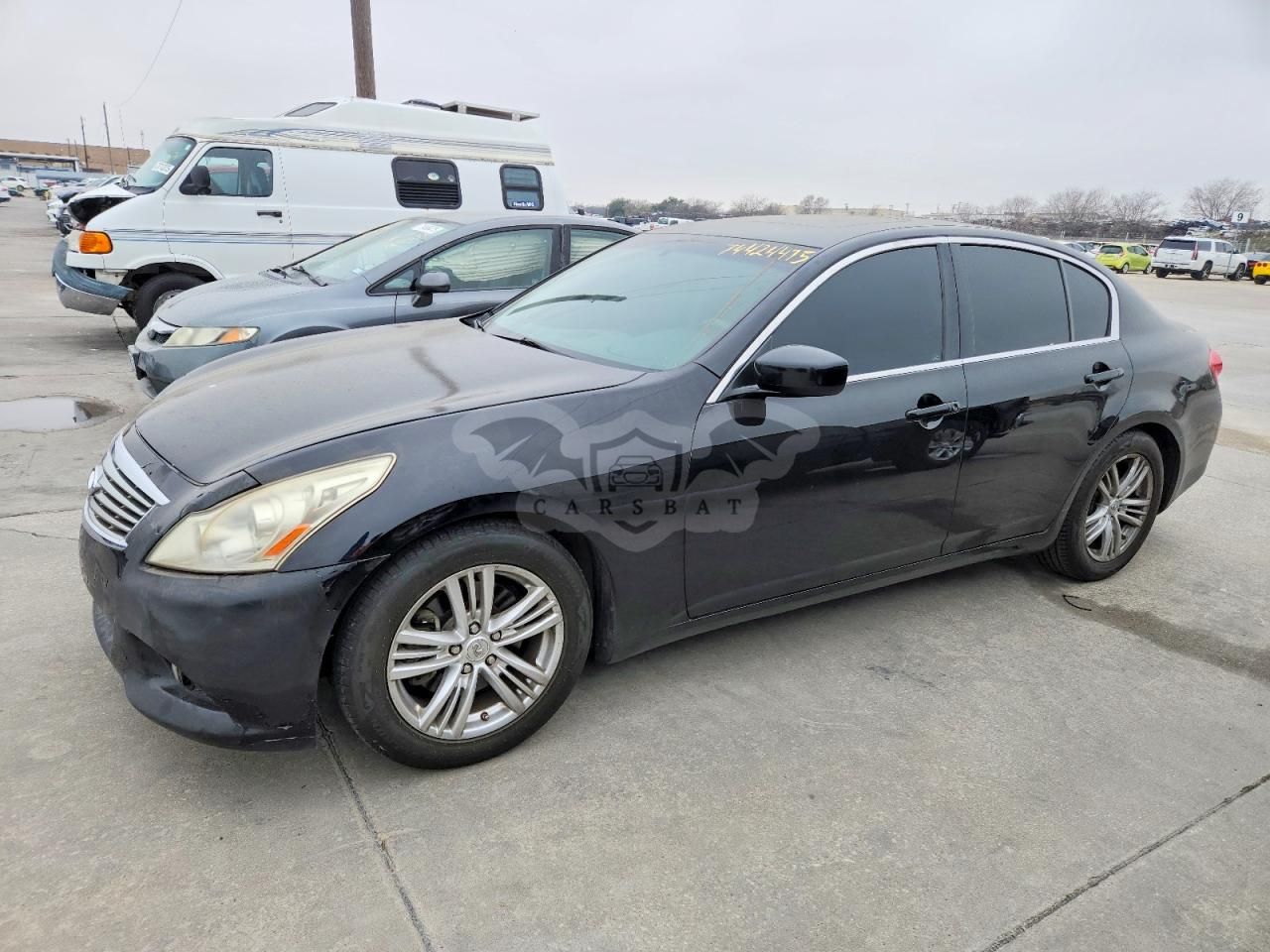 Infiniti G37 BASE 3.7L 6 2013