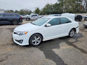 Toyota Camry L 2.5L 4 2014
