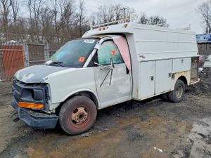 Chevrolet Express 6.0L 8 2004