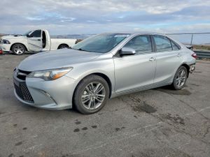 Toyota Camry LE 2.5L 4 2015