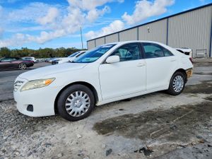 Toyota Camry BASE 2.5L 4 2011