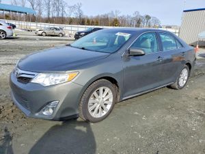 Toyota Camry SE 3.5L 6 2014