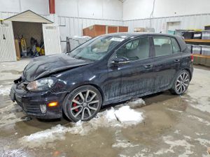 Volkswagen Golf 2.0L 4 2014